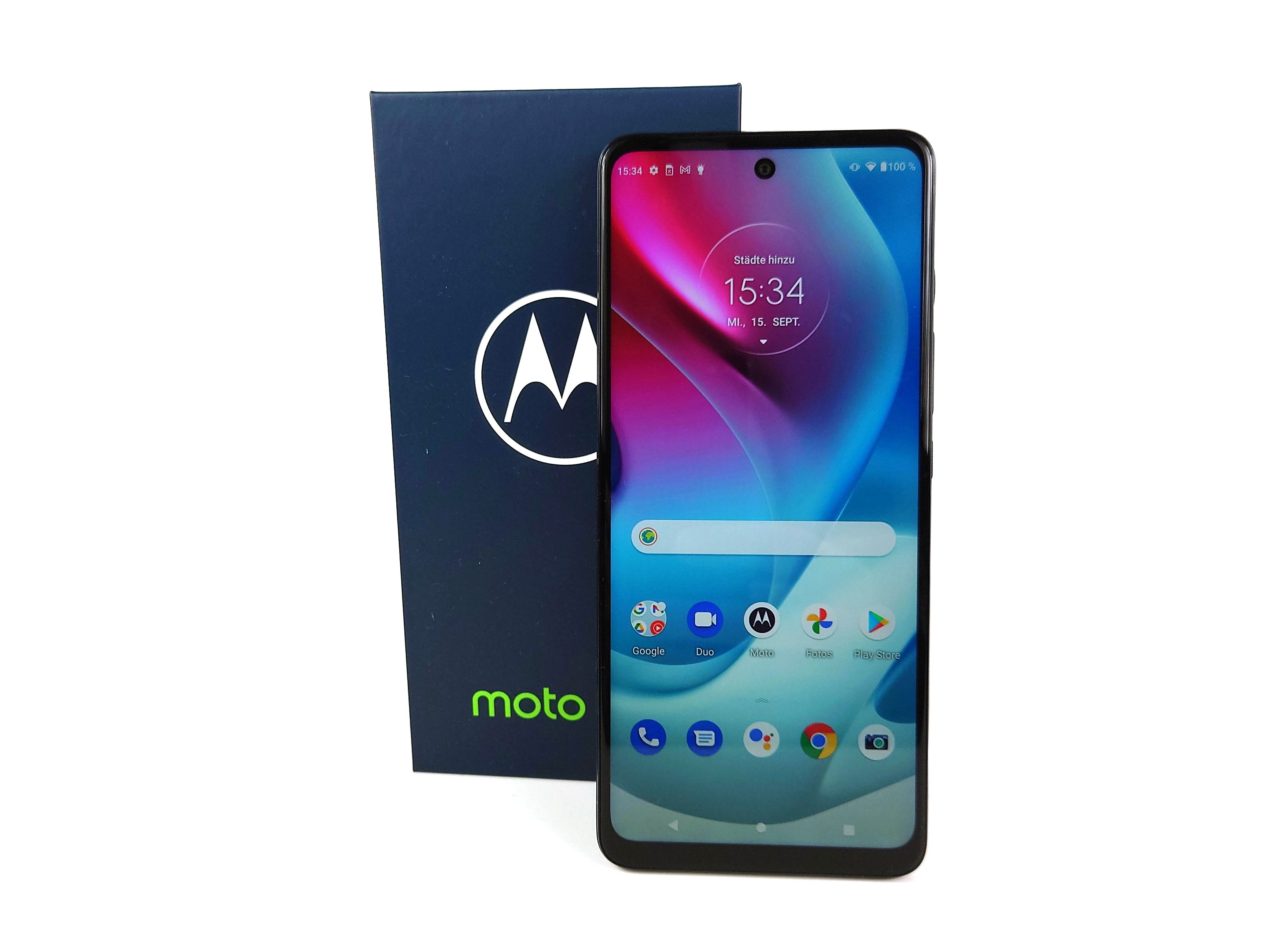Si buscas un teléfono barato de gama media, este Motorola con Android 13,  256 GB y gran autonomía está por menos de 230 euros