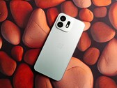 Supuesta variante «Fresh Mint» del OnePlus N6.