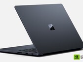 Surface Laptop Ultra. Microsoft quiere que los usuarios de MacBook Pro se cambien a este portátil.