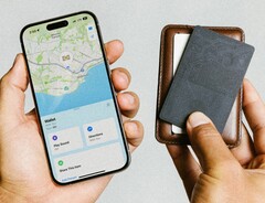 Nomad ofrece una AirTag en formato de tarjeta de crédito que puede cargarse a través de MagSafe. (Imagen: Nomad)