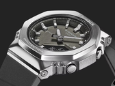 El Casio G-Shock GMS2110-1A1 con bisel metálico, fotografiado sobre un fondo oscuro. (Fuente de la imagen: Casio)