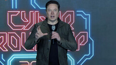 Elon explica cómo funcionará el alquiler de Cybercab (imagen: Tesla/YT)