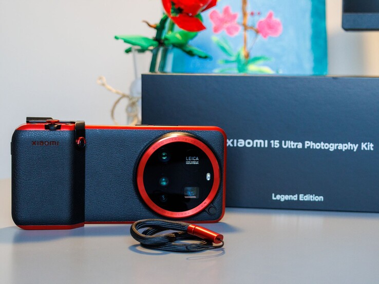 Kit fotográfico Xiaomi 15 Ultra (fuente de la imagen: Notebookcheck)