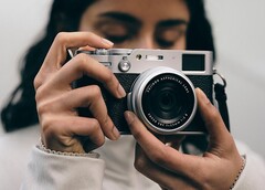 La Fujifilm X100VI se ofrece en eBay a más de 1.000 dólares por encima del precio de catálogo. (Fuente de la imagen: Fujifilm)