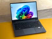 Reseña del Medion SPRCHRGD 14 S1 Elite: Un elegante ultraportátil Snapdragon con bolsas de resistencia