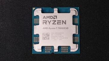 Falso Ryzen 7 7800X3D IHS (Fuente de la imagen: Der8auer)