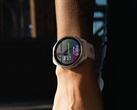 Garmin ha enviado una nueva actualización centrada en la corrección de errores para los relojes inteligentes Forerunner más recientes. (Fuente de la imagen: Garmin)