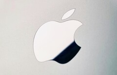 Apple podría ser la primera empresa multada en virtud de la Ley de Mercados Digitales. (Imagen: Alex Kalinin)
