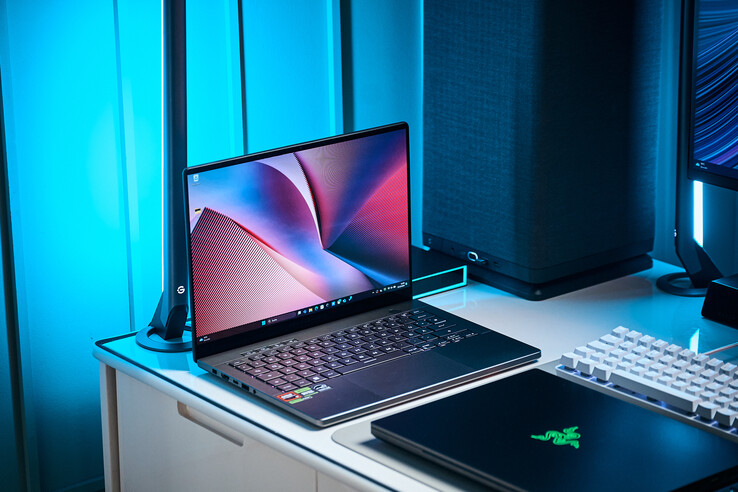 El 2024 Rog Zephyrus G14 supone un gran cambio de diseño con respecto a la versión 2023.