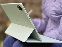 El Huawei MatePad 12 X en análisis en Notebookcheck. (Foto: Notebookcheck)