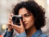 La Esquisse Camera incorpora un sensor Micro Cuatro Tercios en un cuerpo compacto.