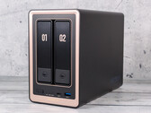 Pequeño, rápido y sorprendentemente silencioso - Análisis del Ugreen NASync DXP2800 GT