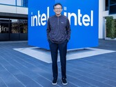 Lip-Bu Tan en la sede de Intel. Las acciones de la empresa han multiplicado su valor aproximadamente por cuatro desde que asumió el cargo de CEO.