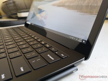 La misma resolución, brillo y gama que la Surface Laptop 2