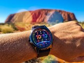 Los relojes inteligentes solo necesitan hasta 4.000 nits de brillo máximo para ser visibles en un día muy soleado, por lo que el valor añadido de los 6.000 nits es cuestionable.