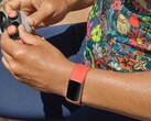 Ha llegado una nueva actualización para el Fitbit Charge 6, Inspire 3, Sense 2 y Versa 4. (Fuente de la imagen: Fitbit)