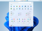 Captura de pantalla de la barra de tareas en la posición alineada superior, con Inicio abriéndose desde arriba.