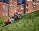 El robot cortacésped Husqvarna Automower 535 AWD EPOS se lanzará en 2025. (Fuente de la imagen: Husqvarna)