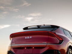 Los Kia EV6 y EV9 tendrán acceso a los cargadores NACS en los próximos meses. (Fuente de la imagen: Kia)