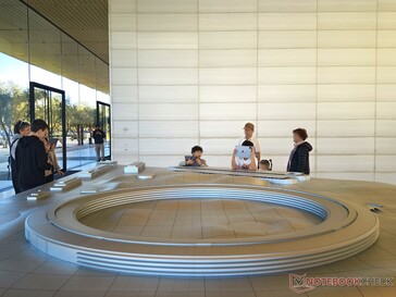 Cómo es la maqueta del parque Apple en el Centro de Visitantes.