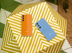 Queda por ver si Samsung ofrecerá el Galaxy S24 FE en colores Online Exclusive como su predecesor, en la imagen. (Fuente de la imagen: Samsung)