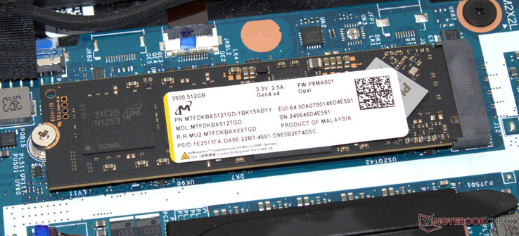 Una unidad SSD PCIe 4.0 sirve como unidad del sistema.