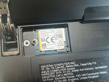 Es muy fácil sustituir la unidad SSD M.2-2230.