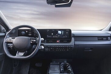 interior del Ioniq 5 XRT 2025