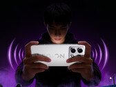El Legion Y70 2026 saldrá a la venta en China el 19 de mayo. En la imagen: una imagen promocional que muestra la opción de color blanco del teléfono.