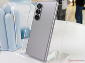 Según los informes, el Silver Shadow es el color Galaxy Z Fold 6 más popular entre los compradores. (Fuente de la imagen: Notebookcheck)