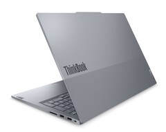 El ThinkBook 16 Snapdragon Edition se parece muchísimo a sus homólogos con procesador AMD e Intel. (Fuente de la imagen: WalkingCat)