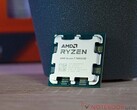 El Ryzen 5 7600X3D será probablemente un Ryzen 7 7800X3D recortado.