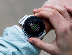 Garmin sigue equipando el Forerunner 955 con nuevas funciones y correcciones de errores. (Fuente de la imagen: Garmin)