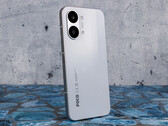 El Poco X8 llega tras el lanzamiento del X8 Pro Max, que se muestra en la imagen.