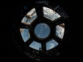 Una imagen que muestra la cúpula del interior de la ISS.