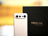 El Vivo X300 FE nos ha impresionado sin duda en nuestra prueba, pero no es el teléfono compacto más asequible.
