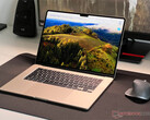 El MacBook Air podría ser el último de los dispositivos móviles de Apple en recibir una pantalla OLED. (Fuente de la imagen: Notebookcheck)