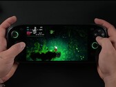 Hollow Knight: Silksong corre a 122 FPS en el Snapdragon 8 Gen 2 del Portal Ayn Odin 2 bajo Rocknix con la nueva beta Proton 11 ARM64 de Valve, como se muestra en la superposición MangoHud.