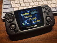 La GKD Bubble debe su diseño a la SEGA Game Gear. (Fuente de la imagen: Z-Pocket Game)