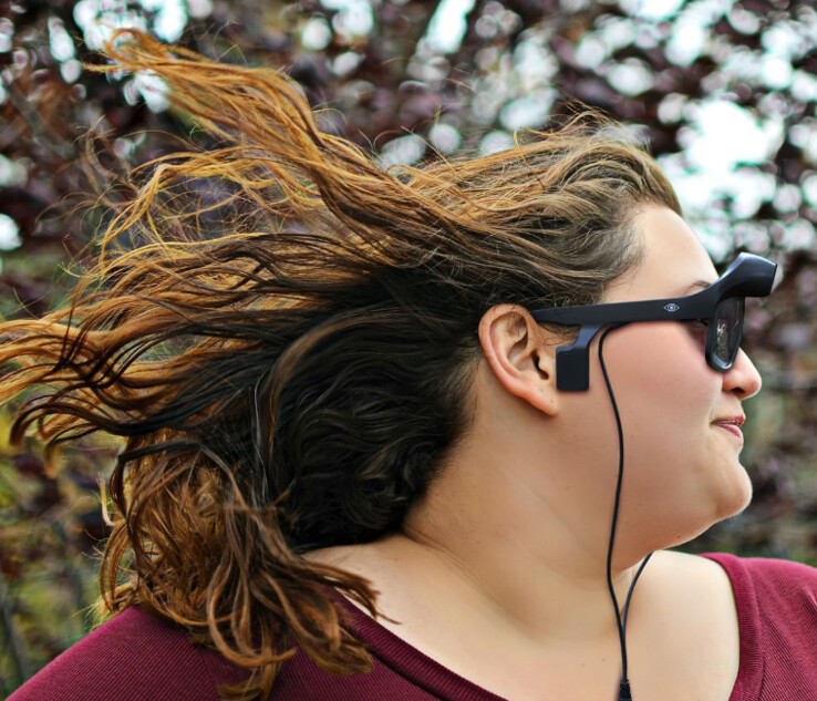 Las gafas NIIRA de perfil. (Fuente: Sensotec)