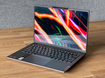 Premio Elección del Editor Primavera 2024: Lenovo IdeaPad Pro 5 14AHP9