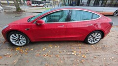 El Model 3 tiene bajo consumo de combustible y mantenimiento, pero altos costes de seguro (Fuente de la imagen: Notebookcheck)