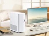 La minitorre Asus V500 está disponible en blanco o en negro, con detalles en madera.