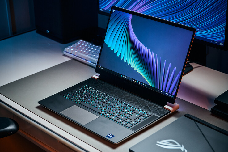 Grandes colores, pero resultados de brillo apenas aceptables, la Alienware X16.