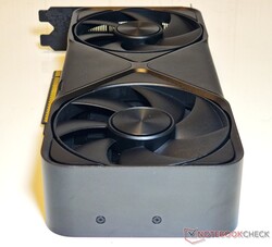 Los ventiladores de la RTX 5070 FE pueden llegar a ser bastante ruidosos bajo carga