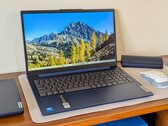 Debut del rendimiento del Intel Core 5 120U: Análisis del portátil Lenovo IdeaPad Slim 3i 15IRU9