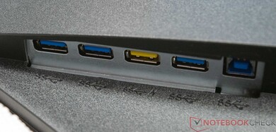 También se ha instalado un concentrador USB