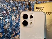 El Oppo Reno 16 FS cuenta con un excelente sistema de cámara, pero a cambio tendrá que aceptar algunas concesiones.