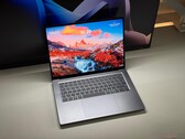 Análisis del Microsoft Surface Laptop Ultra RTX Spark - El panel Mini-LED de 2000 nits es un problema