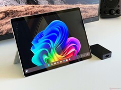 Microsoft podría estar planeando una Surface Pro más pequeña (Fuente de la imagen: Notebookcheck)